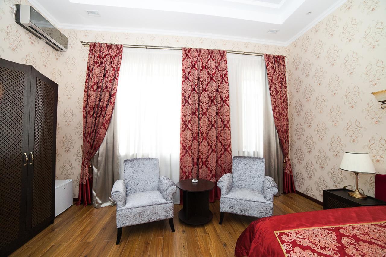 Park Hotel Karaganda Exterior photo